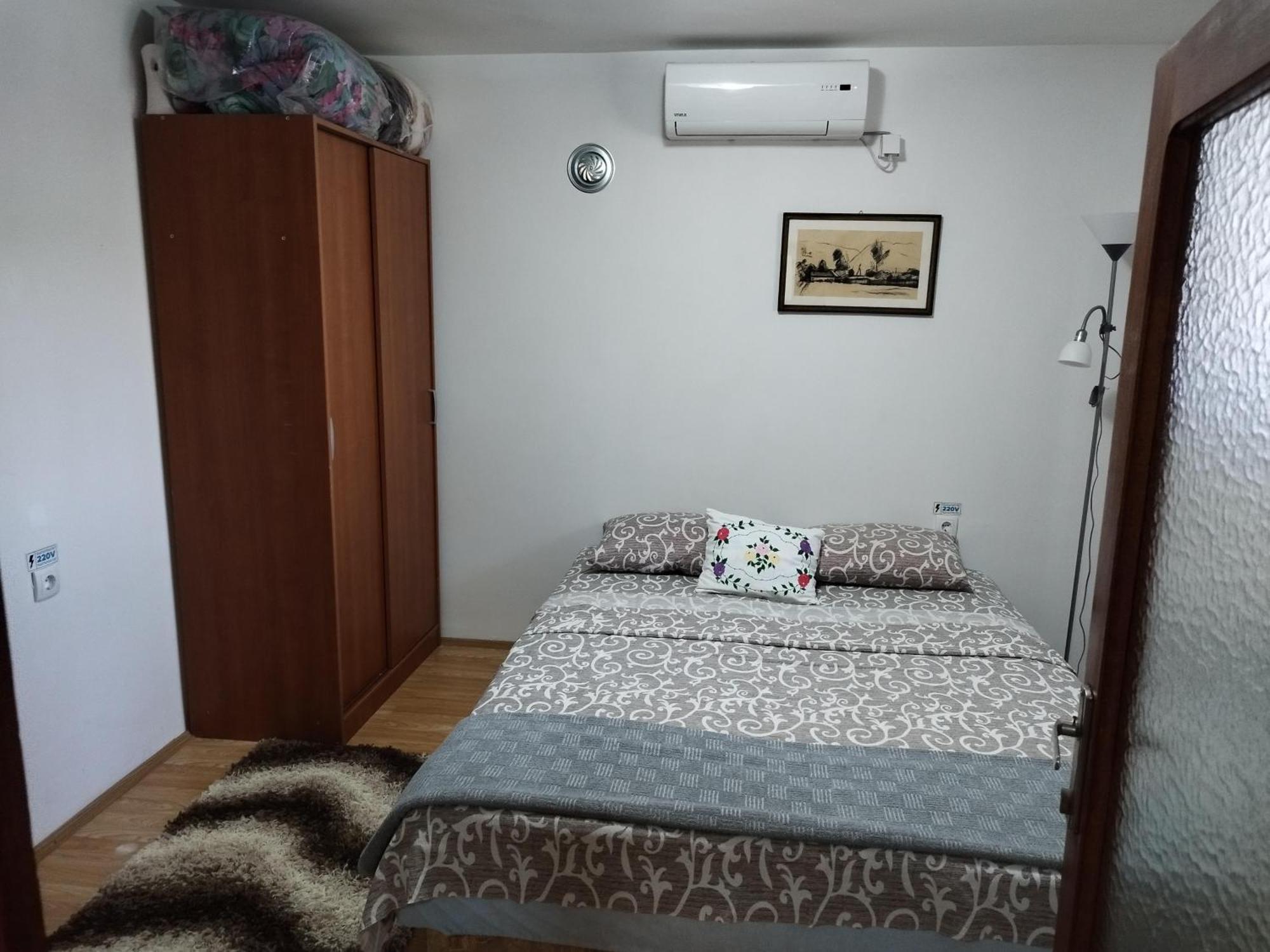 Apartment & Rooms Aleksandar Golubac Ngoại thất bức ảnh