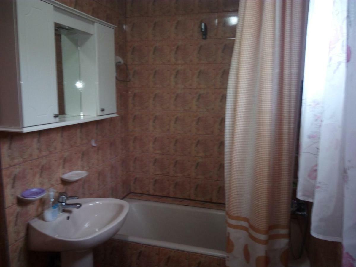 Apartment & Rooms Aleksandar Golubac Ngoại thất bức ảnh