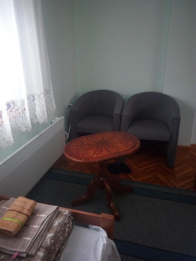 Apartment & Rooms Aleksandar Golubac Ngoại thất bức ảnh